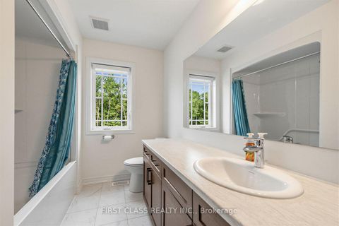 Photo 26 at 2 Pennell Drive, Ardagh, Barrie