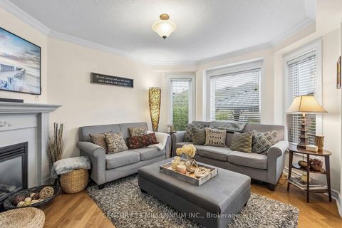 Photo 14 at 332 St Joan Of Arc Avenue, Maple, Vaughan