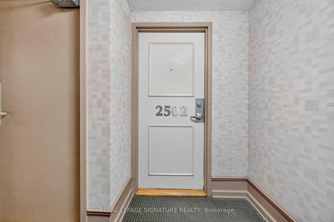 Photo 3 at 2502 - 715 Don Mills Road, Flemingdon Park, Toronto