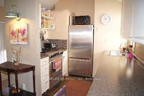 Photo 2 at 122 Harding Boulevard, Cliffside, Toronto