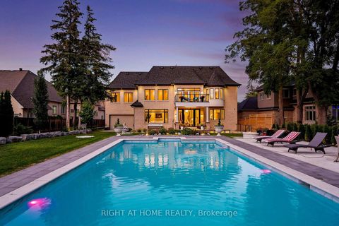 Photo 3 at 10 Yongeview Avenue, South Richvale, Richmond Hill