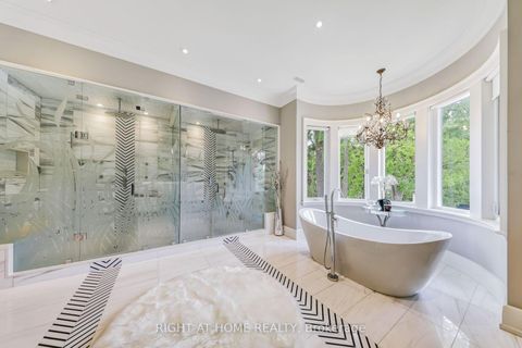 Photo 34 at 10 Yongeview Avenue, South Richvale, Richmond Hill