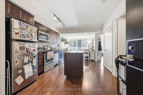 Photo 2 at 1170 - 209 Fort York Boulevard, Niagara, Toronto