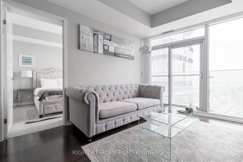 Photo 8 at 5606 - 14 York Street, Waterfront Communities C1, Toronto