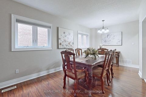 Photo 8 at 399 Flanagan Court, Summerhill Estates, Newmarket
