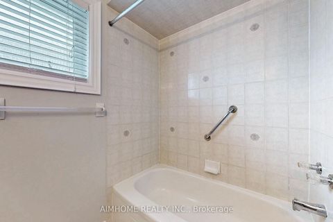 Photo 32 at 399 Flanagan Court, Summerhill Estates, Newmarket