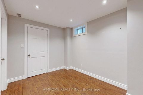 Photo 37 at 399 Flanagan Court, Summerhill Estates, Newmarket