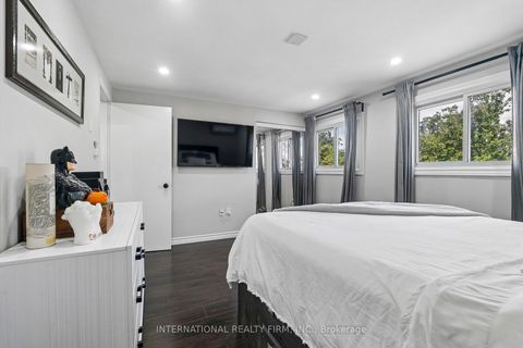 Photo 19 at 206 Hickling Trail, Grove East, Barrie