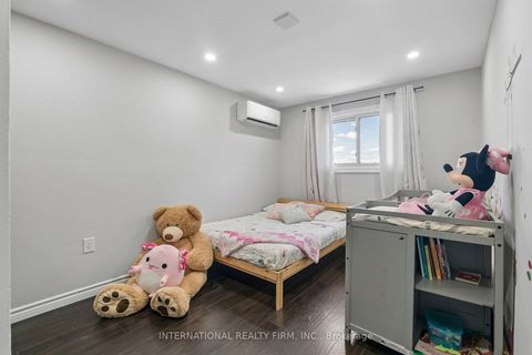 Photo 21 at 206 Hickling Trail, Grove East, Barrie