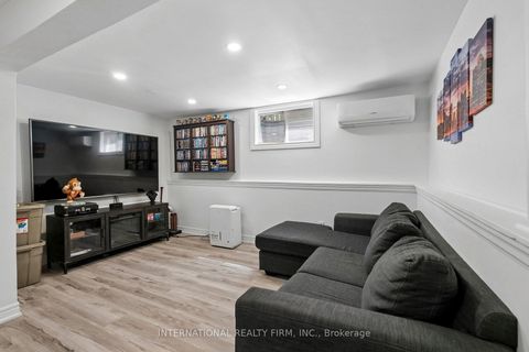 Photo 28 at 206 Hickling Trail, Grove East, Barrie