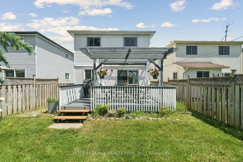 Photo 30 at 206 Hickling Trail, Grove East, Barrie