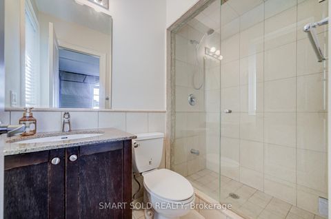 Photo 37 at 6 Brill Crescent, Newtonbrook West, Toronto