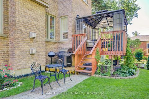 Photo 41 at 6 Brill Crescent, Newtonbrook West, Toronto