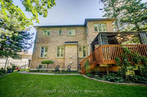 Photo 43 at 6 Brill Crescent, Newtonbrook West, Toronto