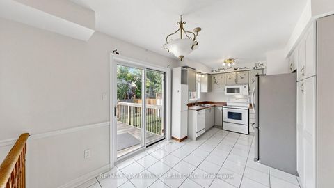 Photo 12 at 38 Iveagh Drive, Keswick North, Georgina