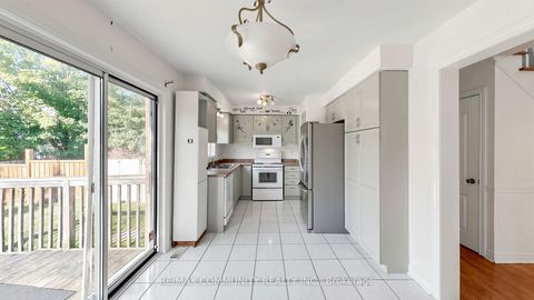 Photo 13 at 38 Iveagh Drive, Keswick North, Georgina