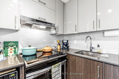 Photo 9 at 202 - 180 Fairview Mall Drive, Don Valley Village, Toronto