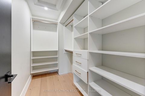 Photo 37 at 32 Bradfield Avenue W, City Centre West, Toronto