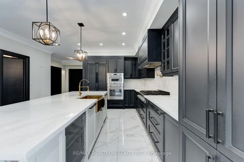 Photo 44 at 32 Bradfield Avenue W, City Centre West, Toronto