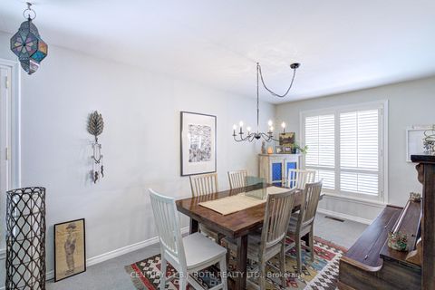 Photo 10 at 109 Wincott Drive, The Westway, Toronto