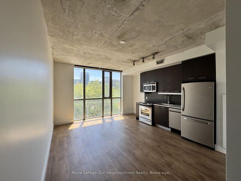 Photo 3 at 308 - 2 Gladstone Avenue, Little Portugal, Toronto