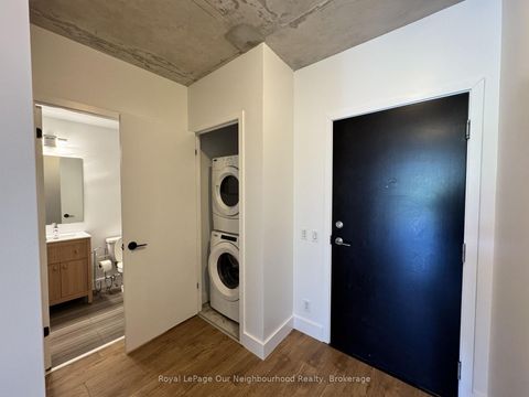 Photo 7 at 308 - 2 Gladstone Avenue, Little Portugal, Toronto