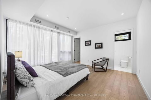 Photo 27 at 18 Herne Hill, Humber Valley, Toronto