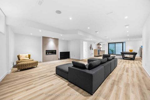 Photo 42 at 18 Herne Hill, Humber Valley, Toronto