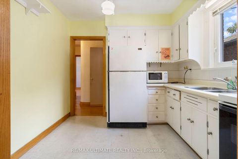 Photo 11 at 519 Douglas Avenue, Nortown, Toronto