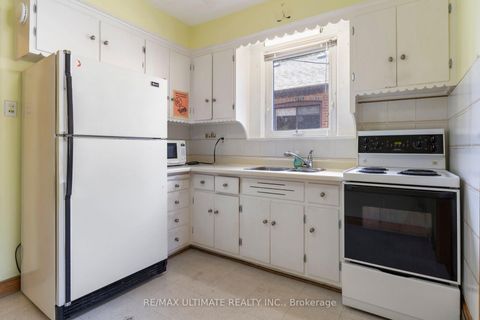 Photo 12 at 519 Douglas Avenue, Nortown, Toronto