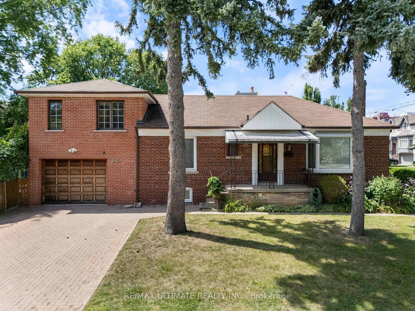 519 Douglas Avenue, Nortown, Toronto photo number 2