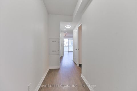 Photo 8 at 1106 - 101 erskine Avenue, Mount Pleasant West, Toronto