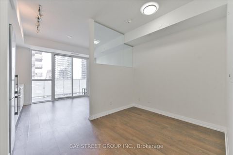 Photo 11 at 1106 - 101 erskine Avenue, Mount Pleasant West, Toronto