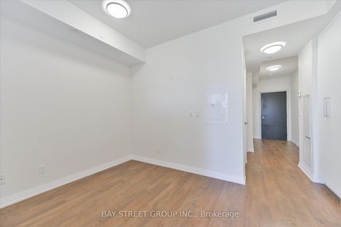 Photo 12 at 1106 - 101 erskine Avenue, Mount Pleasant West, Toronto