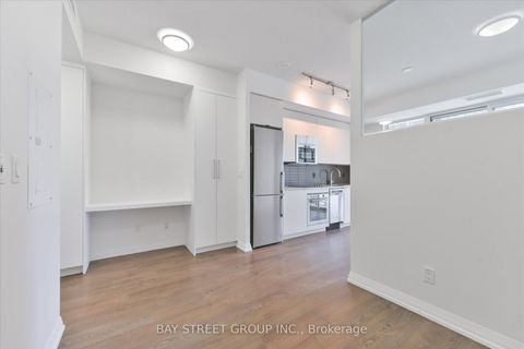 Photo 14 at 1106 - 101 erskine Avenue, Mount Pleasant West, Toronto