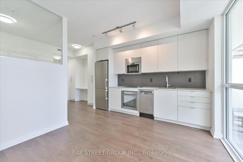 Photo 19 at 1106 - 101 erskine Avenue, Mount Pleasant West, Toronto