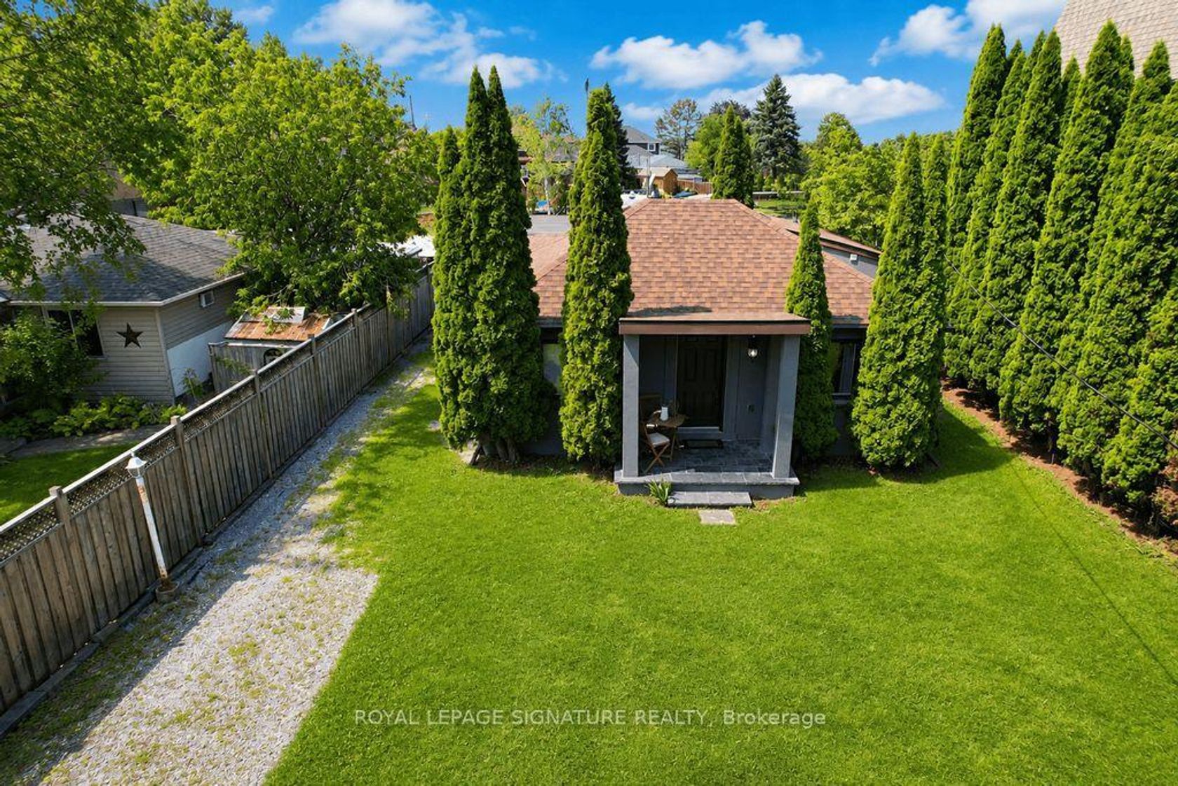 606 Lake Drive S, Keswick South, Georgina photo number 2