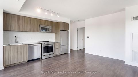 Photo 8 at 602 - 30 Samuel Wood Way, City Centre West, Toronto