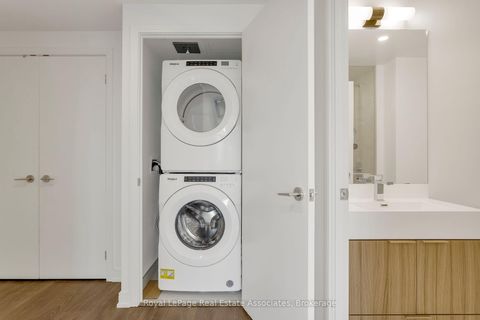 Photo 24 at 602 - 30 Samuel Wood Way, City Centre West, Toronto