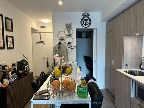 Photo 5 at 1616 - 77 Shuter Street, Yonge Corridor, Toronto