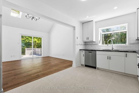 Photo 13 at 924 Helen Street, Alcona, Innisfil