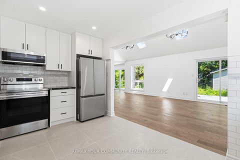 Photo 14 at 924 Helen Street, Alcona, Innisfil
