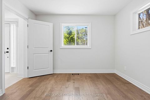Photo 18 at 924 Helen Street, Alcona, Innisfil