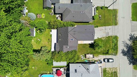 Photo 41 at 924 Helen Street, Alcona, Innisfil