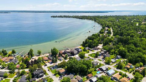 Photo 42 at 924 Helen Street, Alcona, Innisfil