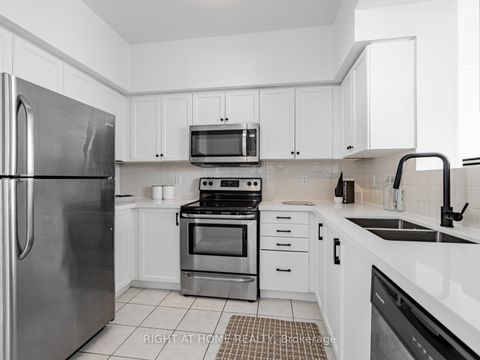 Photo 2 at RG1 - 1 Clairtrell Road, Willowdale East, Toronto