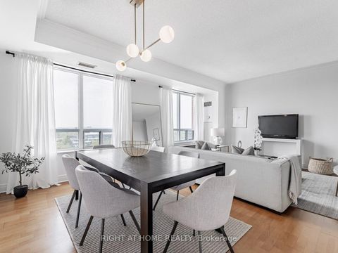 Photo 9 at RG1 - 1 Clairtrell Road, Willowdale East, Toronto