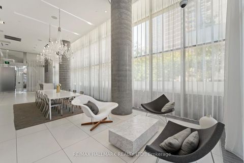 Photo 4 at PH2 - 185 Roehampton Avenue, Mount Pleasant West, Toronto