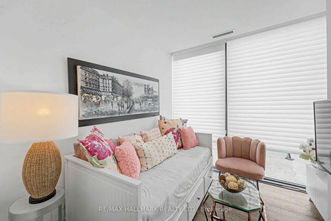 Photo 13 at PH2 - 185 Roehampton Avenue, Mount Pleasant West, Toronto