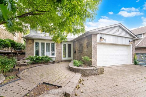 Photo 1 at 82 Eastman Crescent, Leslie Valley, Newmarket